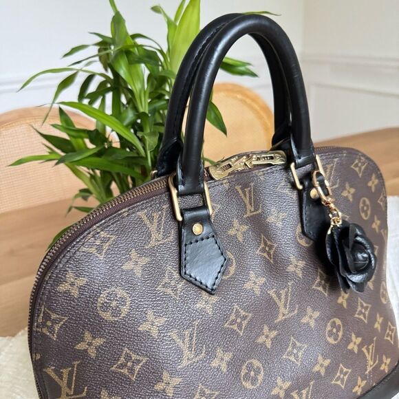 ✅AUTHENTIC✅LOUIS VUITTON ALMA PM - Picture 6 of 17